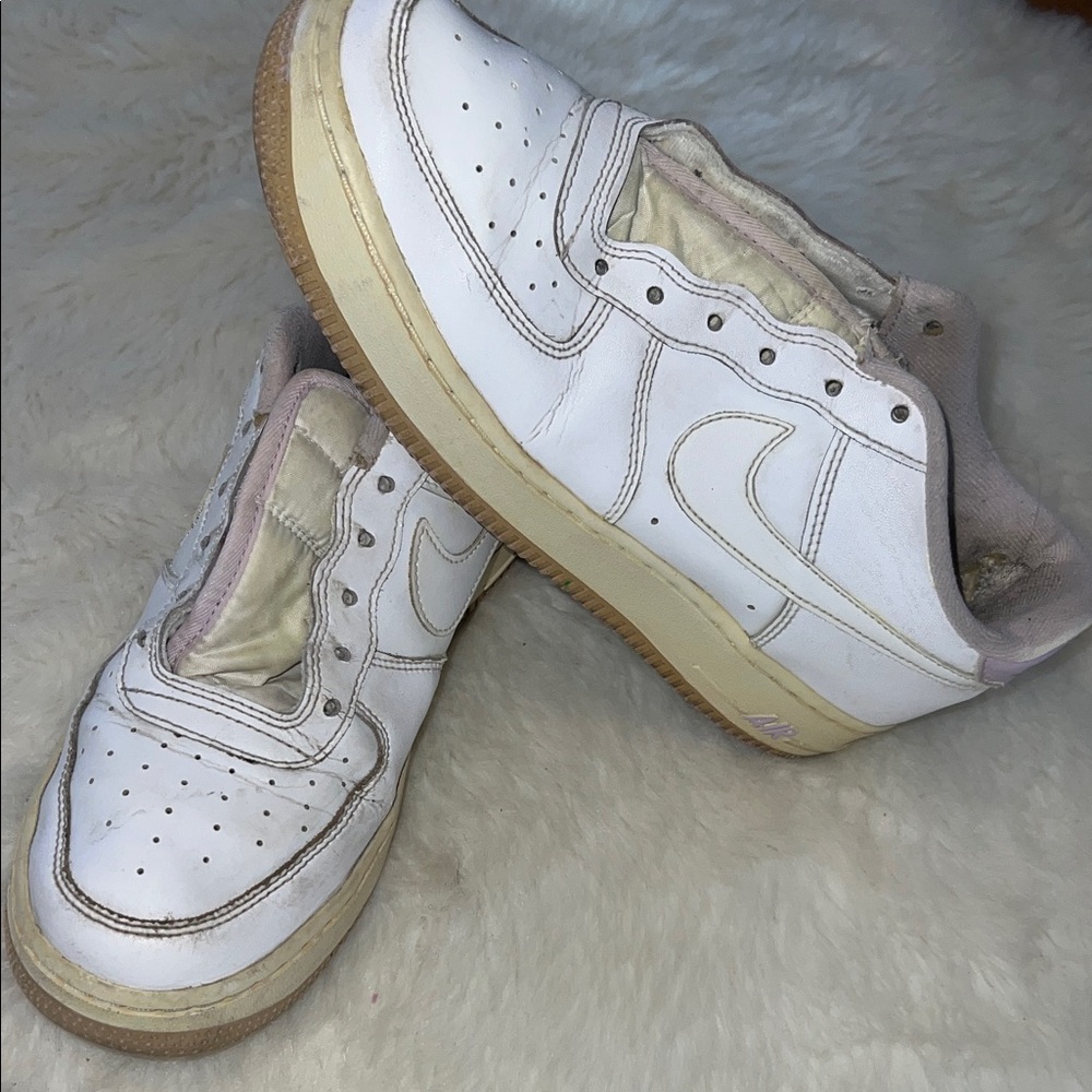 Classic White Sneakers with Tan Soles women’s 8